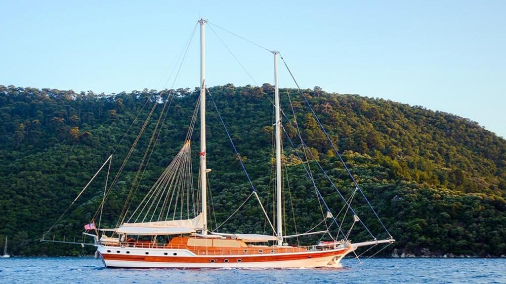 Gulet & Motor Sailer 
