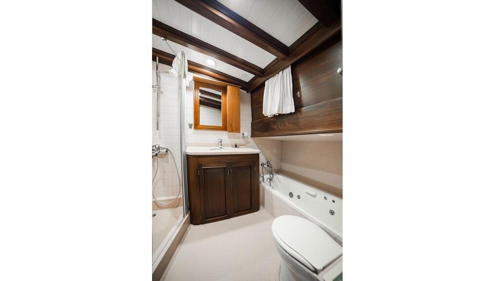 Gulet & Motor Sailer 