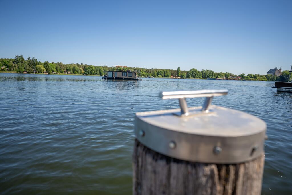 House boat 
