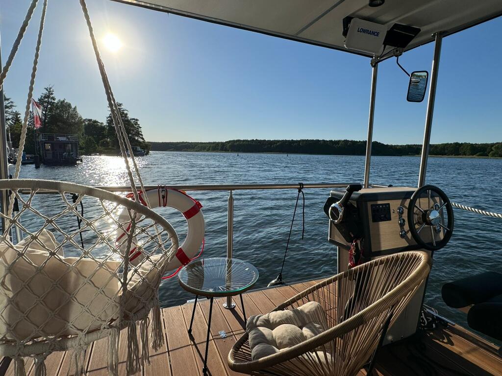 House boat 